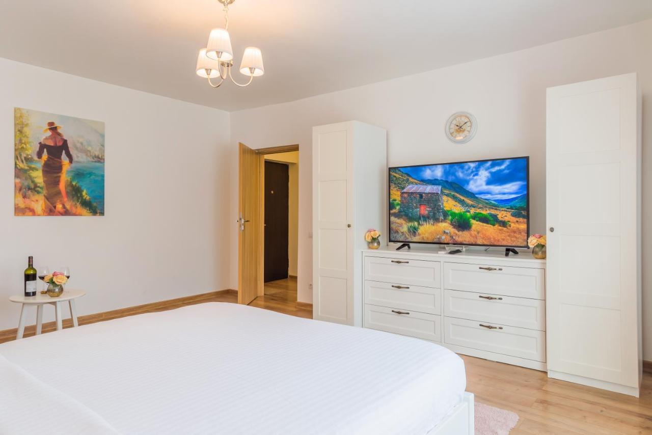 Studio T By Mrg Apartments Бухарест Экстерьер фото